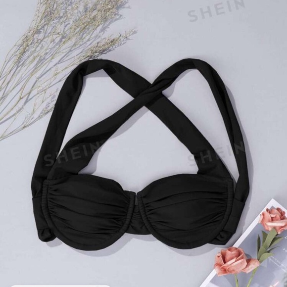 Black bikini top - Picture 2 of 4